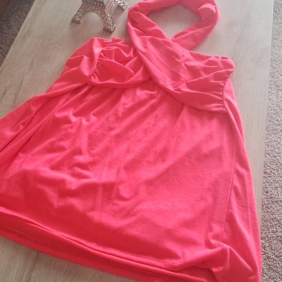 🍭1 Medium left 💕Fuchsia criss-cross top - Picture 5 of 6